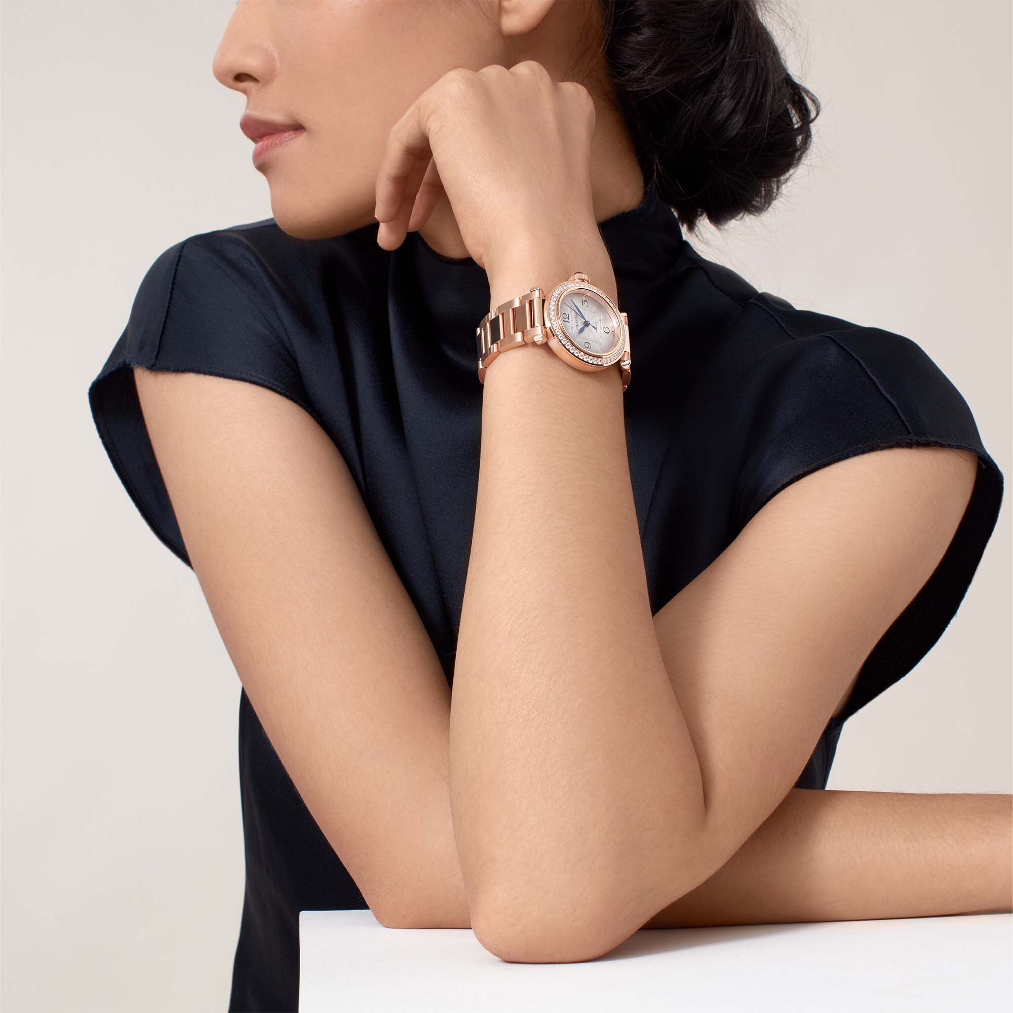 Cartier pasha women's watch outlet